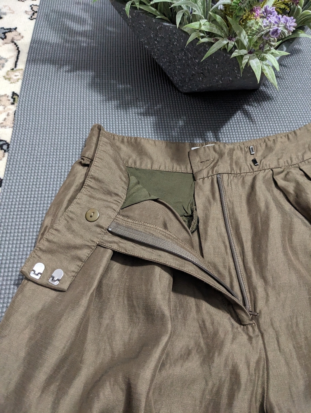 BA&SH Paolo Pleated High Waist Pants - Picture 6 of 16
